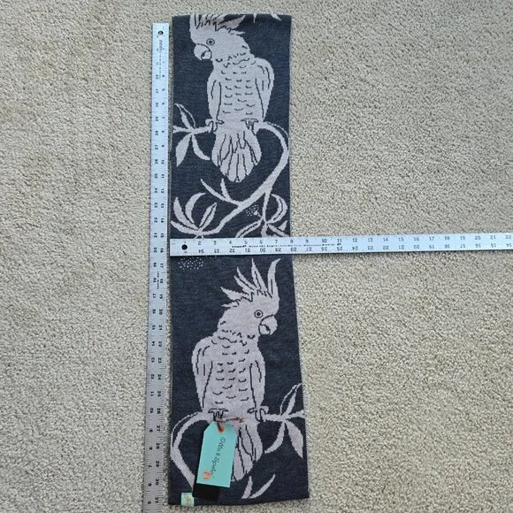 NWT Otto & Spike Merino Scarf Wool Knit Cockatoo Parrot Bird Charcoal GREY - Picture 10 of 12